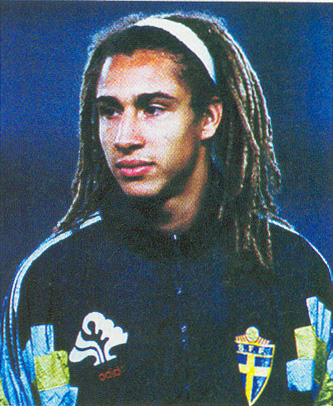 	Henrik Larsson 	